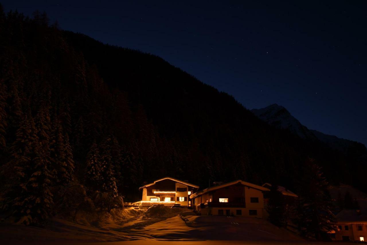 Haus Hubertus Daire Sankt Leonhard im Pitztal Dış mekan fotoğraf